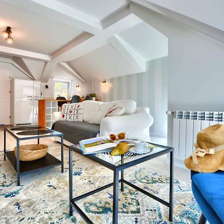Apartament Beztroski Ustrzyki Dolne Esterno foto