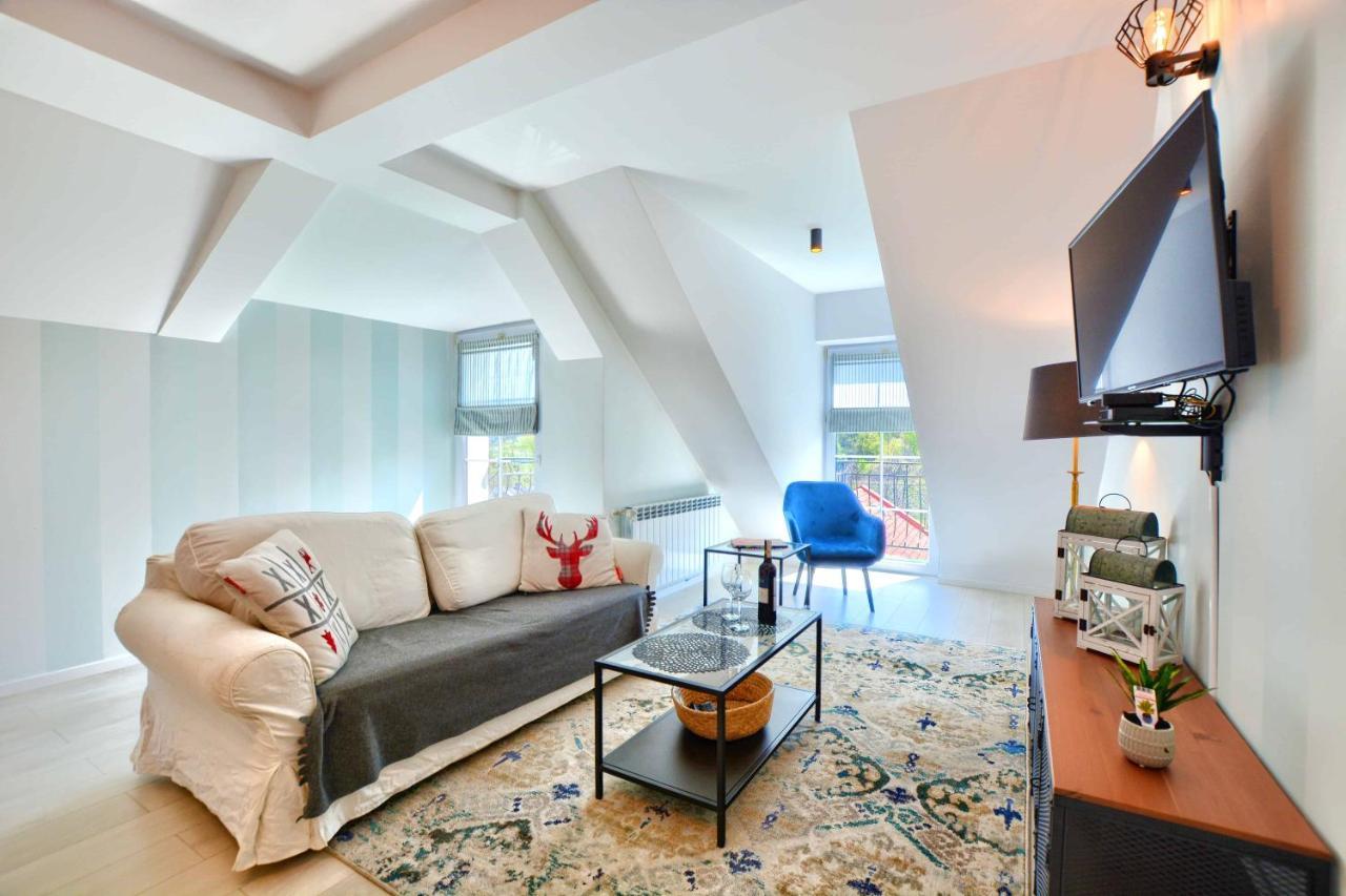 Apartament Beztroski Ustrzyki Dolne Esterno foto