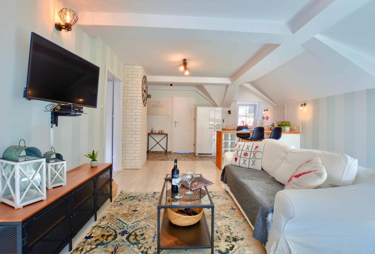 Apartament Beztroski Ustrzyki Dolne Esterno foto